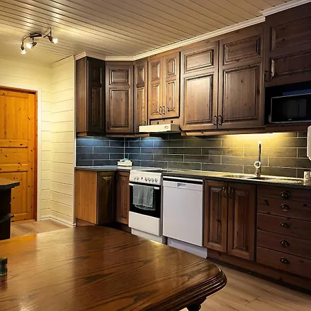 Cozy Timber With Sauna & Grill Hut Storsteinnes